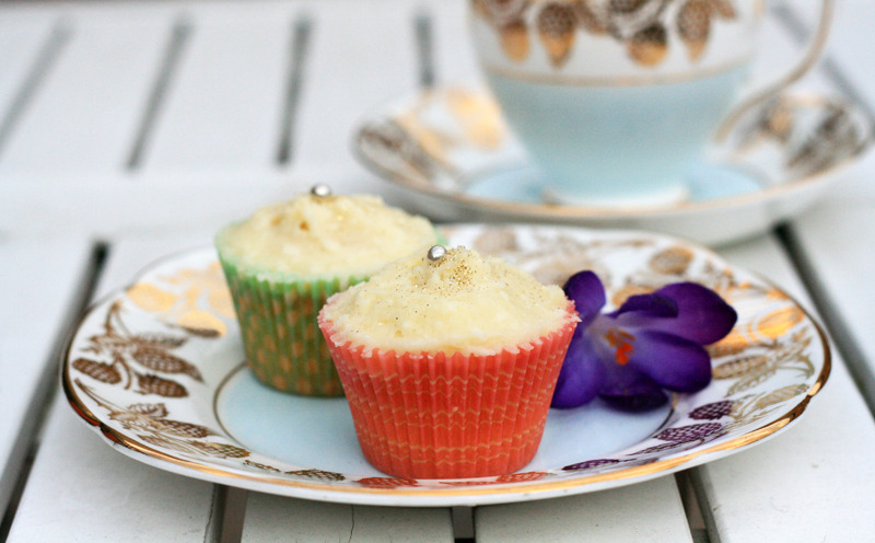 Mini Lemon Cupcakes